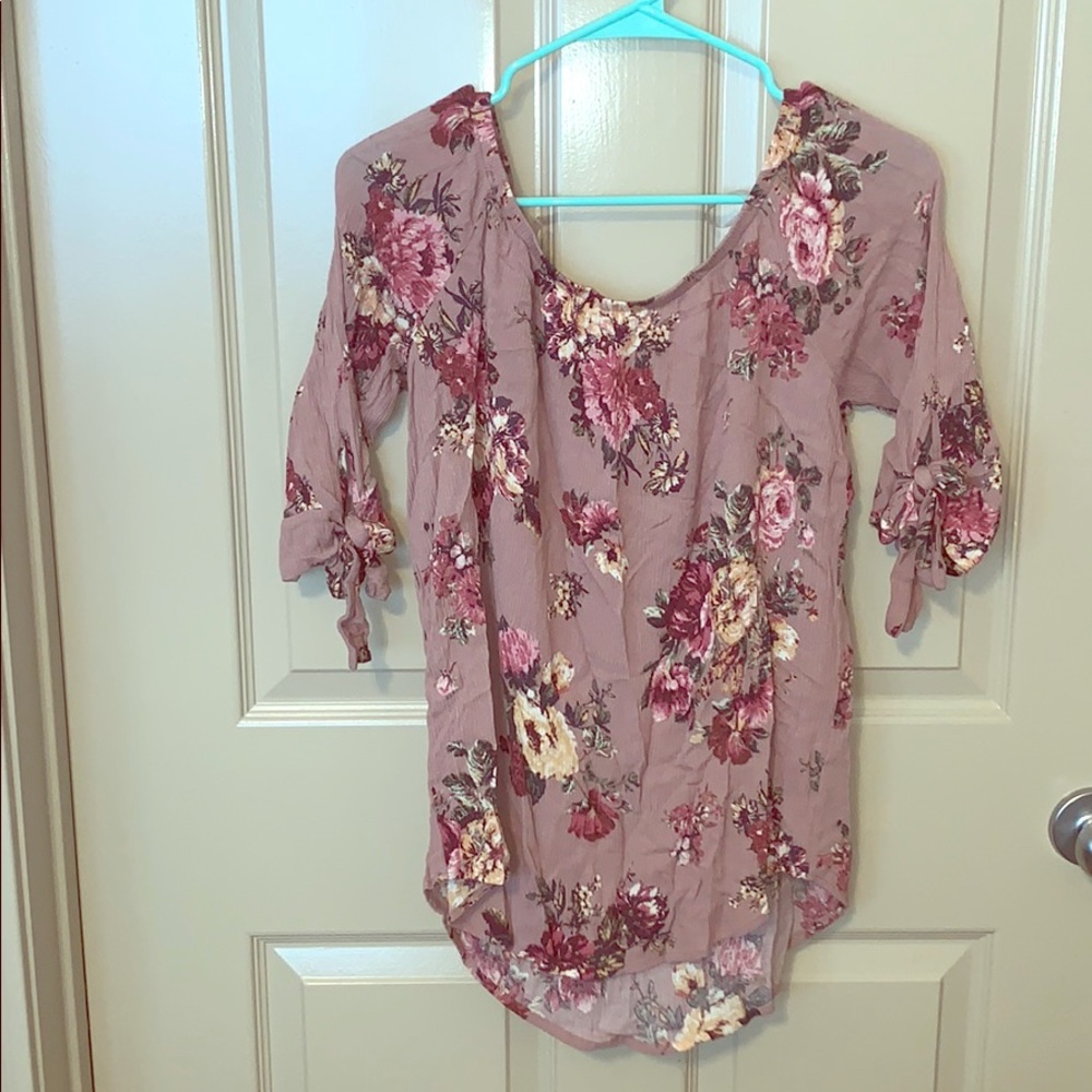 XL LAVENDER FLORAL BLOUSE
